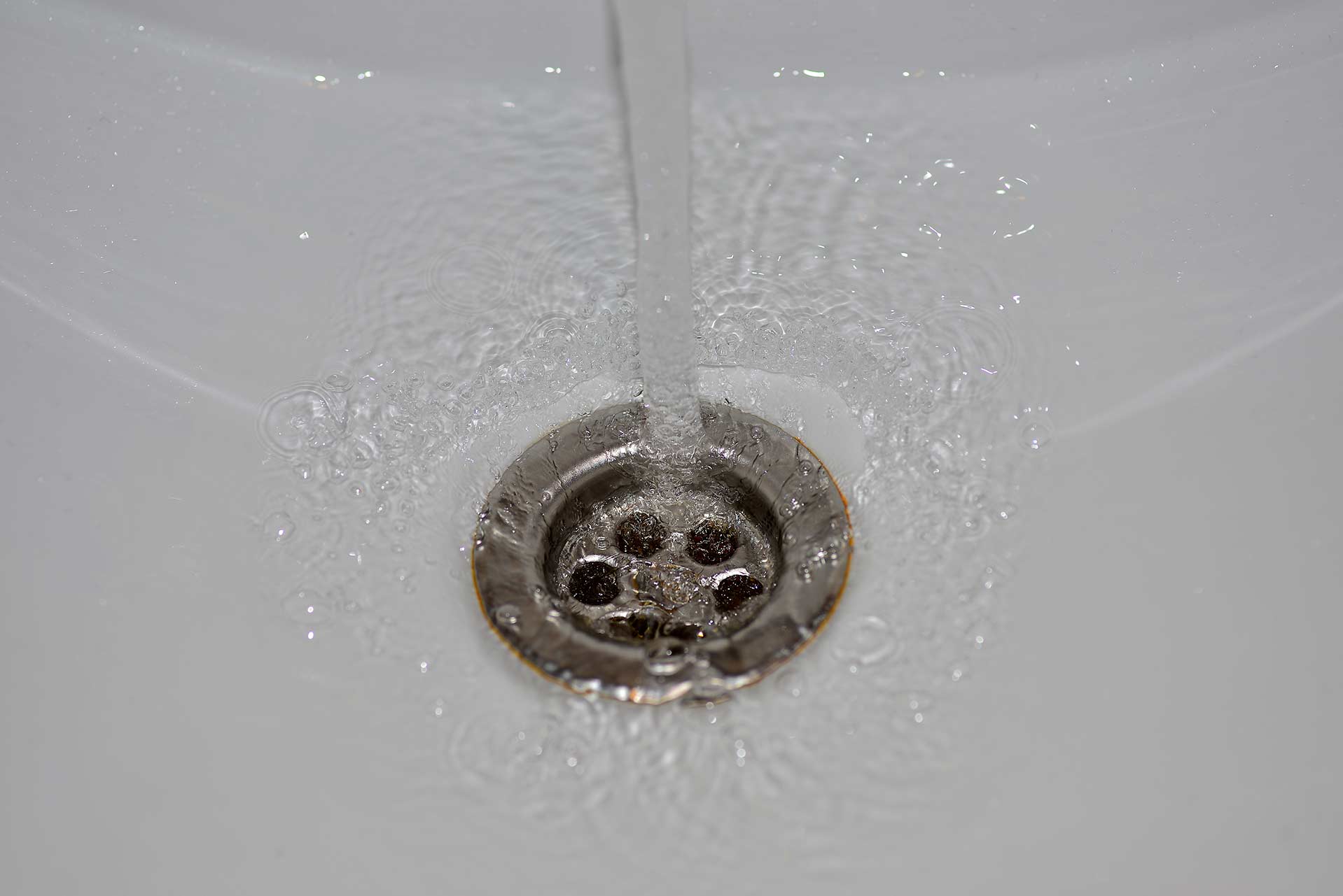 A2B Drains provides services to unblock blocked sinks and drains for properties in Westminster.